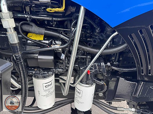 Machinery / Agricultural Machines / Tractors / New Holland / T4.70S