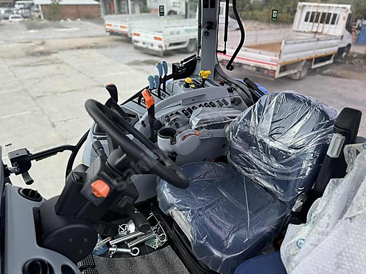 TR6.145S 2024 New Holland