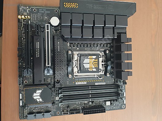 Asus TUF Gaming B650M-PLUS Wi-Fi AMD AM5 DDR5 Micro ATX Anakart