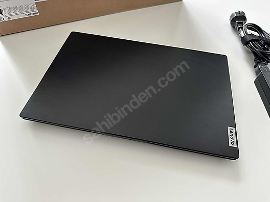 Lenovo / Lenovo V14 AMD R5 7520U 8 GB DDR5 5500 MHz Ram 256 GB SSD