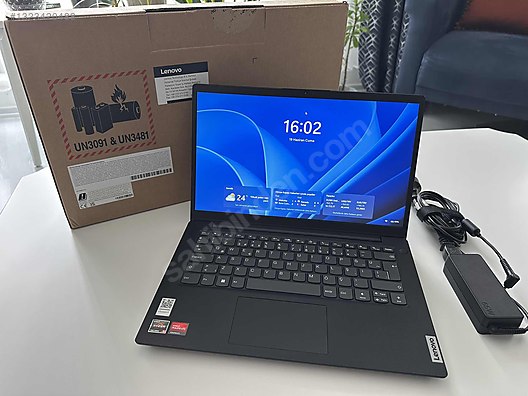 Lenovo V14 G4 AMD Ryzen 5 7520U 8GB中古 Lenovo / Lenovo V14 AMD R5 7520U 8 GB DDR5 5500 MHz Ram 256 GB SSD