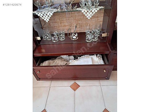 Used & Brand New Items / Antique / Furniture / Den & Living Room / Antique Cupboard