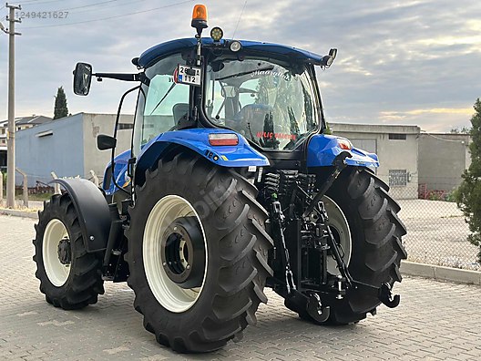 Machinery / Agricultural Machines / Tractors / New Holland / TR6.130