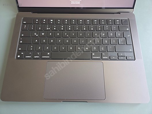 Apple Macbook / Macbook Pro, M4, 16 GB RAM, Pil devri 42, Siyah
