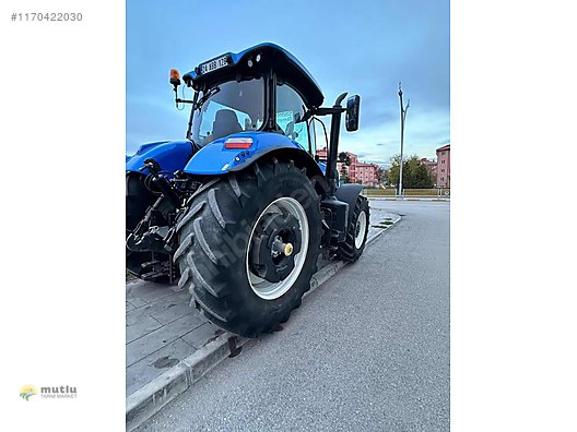 Machinery / Agricultural Machines / Tractors / New Holland / T7.270
