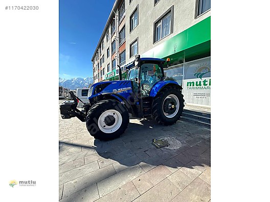Machinery / Agricultural Machines / Tractors / New Holland / T7.270