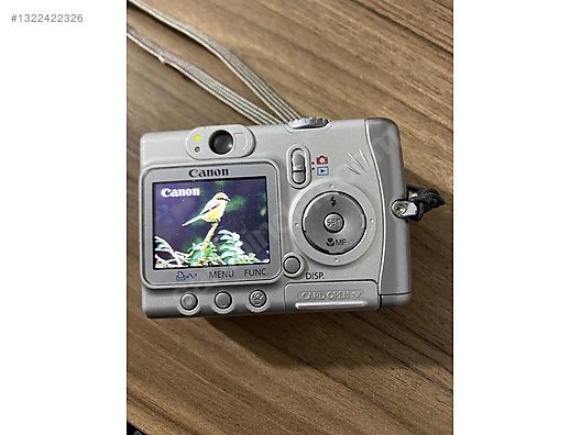 Compact / Canon / PowerShot A520 / Canon PowerShot A520 on