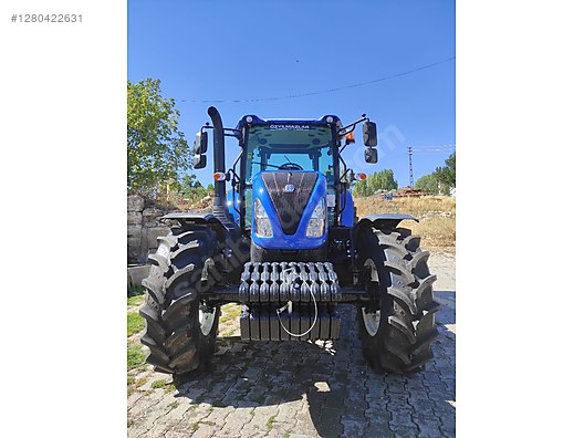 Machinery / Agricultural Machines / Tractors / New Holland / TD5.110
