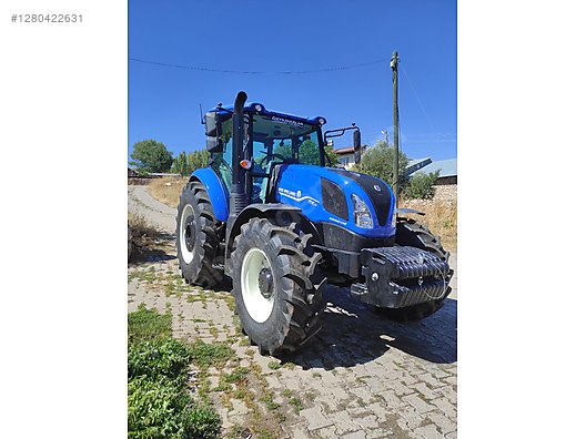 Machinery / Agricultural Machines / Tractors / New Holland / TD5.110