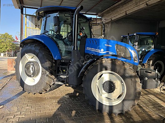 Machinery / Agricultural Machines / Tractors / New Holland / TR5.120