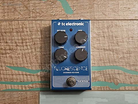 TC Electronic FLUORESCENCE SHIMMER REVERB Efekt Pedalı - Efekt