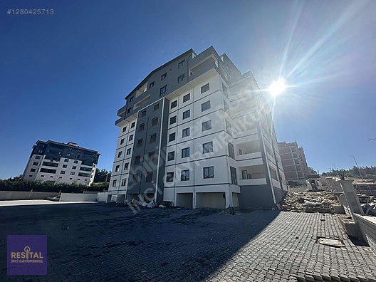 KAYAPA ÇAMLIK BUTİK SİTEDE GENİŞ 3+1 SATILIK DAİRE