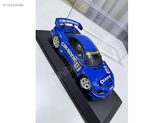 Autoart Diecast Model 1:18 Nissan Araba - 1325426350