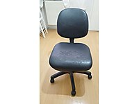 Bilgisayar sandalyesi