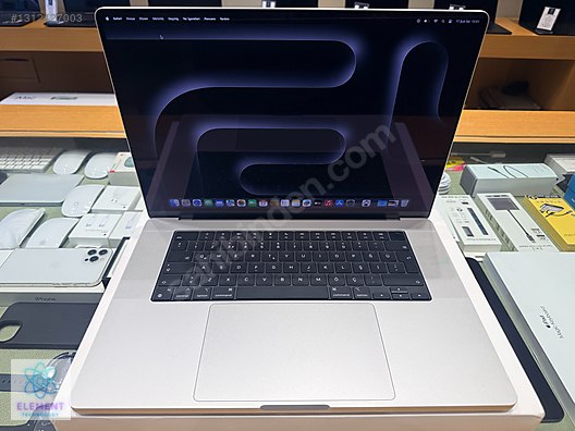 Apple Macbook / MacBook Pro 16''/2023/M3 MAX /96GB Ram /4TB SSD
