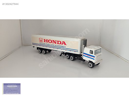 Motormax Diecast Model 1:87 International Çekici (TIR) Çeşitleri