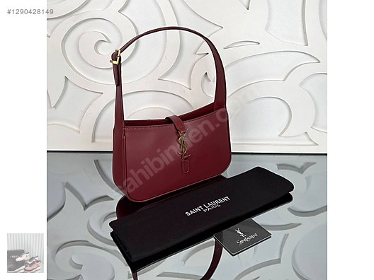 Saint Laurent Le 5 A 7 Hobo in Smooth Leather Hakiki Deri on