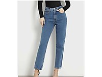 TOPTAN GUESS KIYAFET SATIŞI ORİJİNAL & ETİKETLİ 250 adet