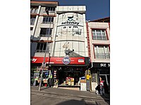 ANA CADDE EMSALSİZ BİNA