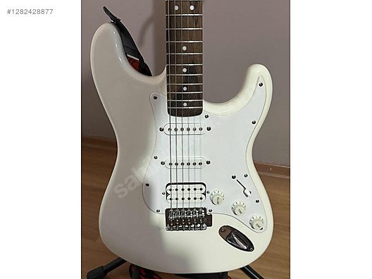 Squier Elektro Gitar