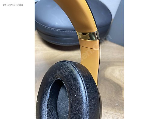 Used & Brand New Items / Cell Phones & Accessories / Accessories / Bluetooth Headphones