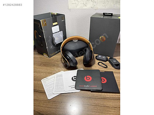 Used & Brand New Items / Cell Phones & Accessories / Accessories / Bluetooth Headphones