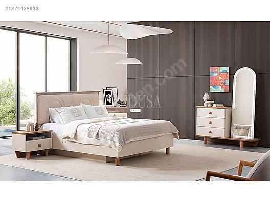 Used & Brand New Items / Home Decor / Furniture / Bedroom / Bedroom Furniture Set