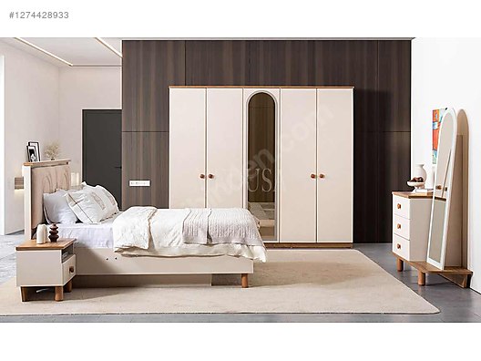 Used & Brand New Items / Home Decor / Furniture / Bedroom / Bedroom Furniture Set