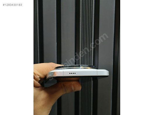 Used & Brand New Items / Cell Phones & Accessories / Cell Phones / Xiaomi / 14 Ultra