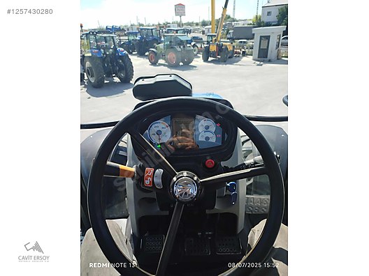 Machinery / Agricultural Machines / Tractors / New Holland / TR5.115