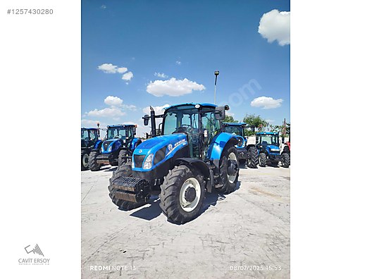 Machinery / Agricultural Machines / Tractors / New Holland / TR5.115