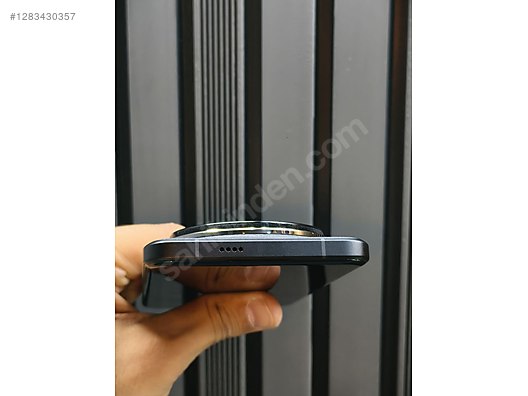 Used & Brand New Items / Cell Phones & Accessories / Cell Phones / Xiaomi / 14 Ultra