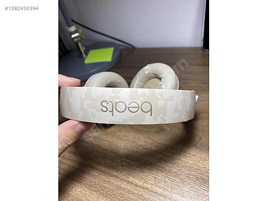 Used & Brand New Items / Cell Phones & Accessories / Accessories / Bluetooth Headphones