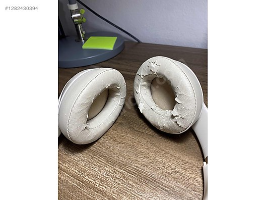 Used & Brand New Items / Cell Phones & Accessories / Accessories / Bluetooth Headphones