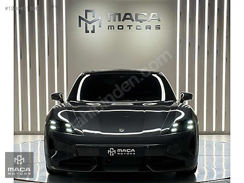 Vasıta / Otomobil / Porsche / Taycan / Turbo S