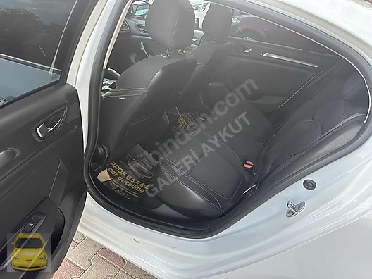 Vasıta / Otomobil / Renault / Megane / 1.5 Blue DCI / Touch