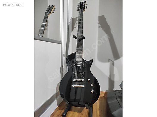 İkinci El ve Sıfır Alışveriş / Müzik / Müzik Aletleri / Telli Çalgılar / Gitar / Elektro