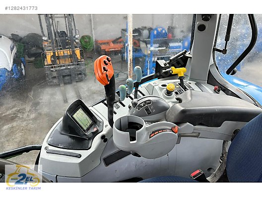 Machinery / Agricultural Machines / Tractors / New Holland / T7.165S