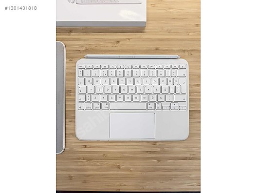 İPAD Magic Keyboard Folio A2695 Klavye sahibinden.comda - 1301431818