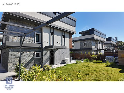Ramsa Port Çandarlı'da Deniz Manzaralı Satılık 4+1 Eşyalı Villa