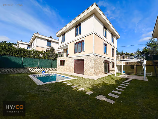 ÇEKMEKÖY NAZLI VİLLALARINDA SATILIK MÜSTAKİL BOŞ VİLLA