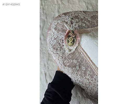 Used & Brand New Items / Home Decor / Home Textiles / Bedspread