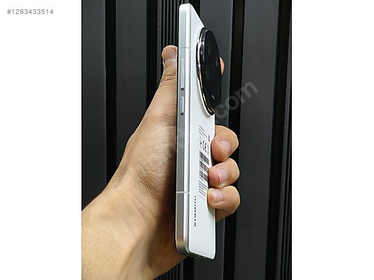 Used & Brand New Items / Cell Phones & Accessories / Cell Phones / Xiaomi / 14 Ultra