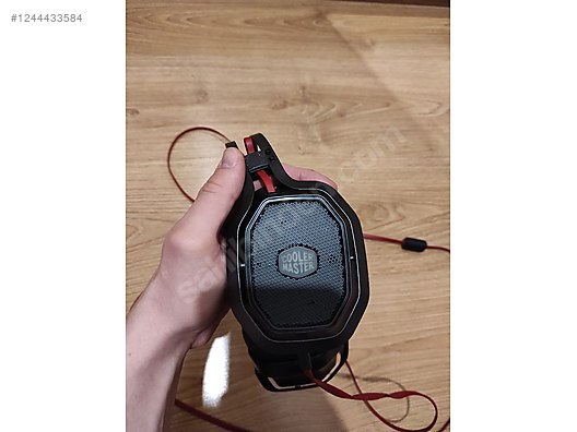 Cooler Master Pulse MH-750 Over-Ear Headset with Mic%カンマ% Virtual 7.1 Channel Surround Sound with Exclusive Bass FX Technology 141［並行輸入］ Cooler Master Pulse Cooler Master Pulse MH 750 Over Ear Headset