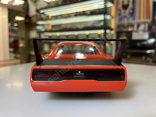 1:18 Greenlight Dodge Charger Daytona 1969 on sahibinden.com