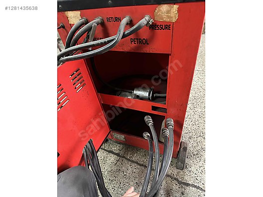 Machinery / Industrial / Industrial Machines / Automotive