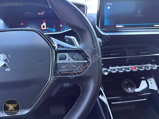 OTOFENİX 2020 PEUGEOT 2008 GT-LINE 66.000 KM