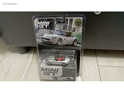 Mini GT Diecast Model Diorama Set - 1315436201