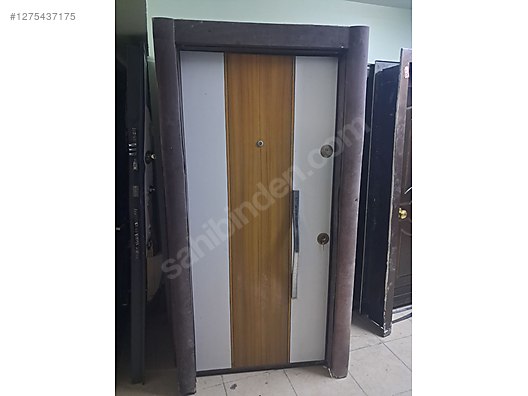 İkinci El ve Sıfır Alışveriş / Bahçe & Yapı Market / Yapı Malzemeleri / Kapı & Pencere / Çelik Kapı