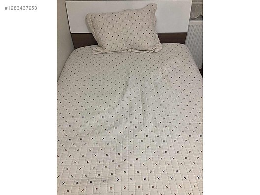 İkinci El ve Sıfır Alışveriş / Ev Dekorasyon / Ev Tekstili / Yatak Örtüsü